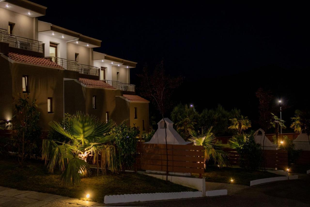 Pefkohori Golden Mountain Beach Villas 외부 사진
